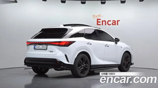 Lexus RX RX500h 5th Gen — Фото автомобиля 2