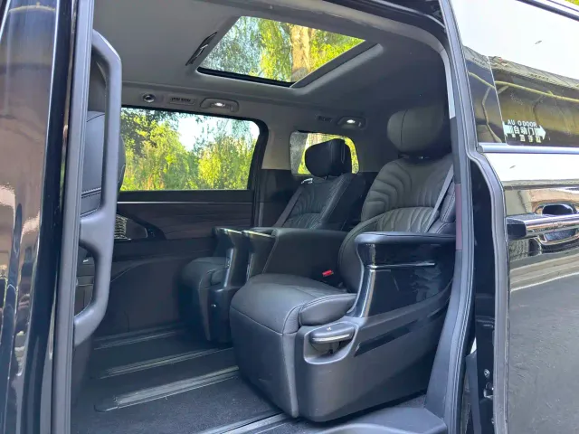 GAC Trumpchi M8 — Фото автомобиля 11