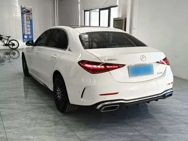 Mercedes-Benz C-Class — Фото автомобиля 4