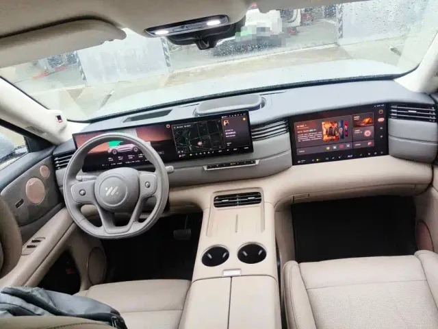 IM Motors LS8 — Фото автомобиля 12