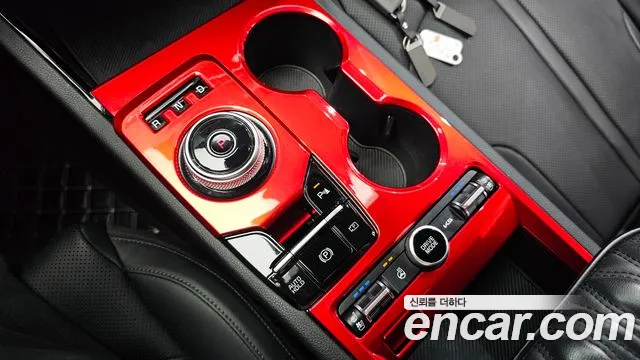 Kia K5 Новый K5 3 поколение 2.0 LPi(Для проката) — Фото автомобиля 9