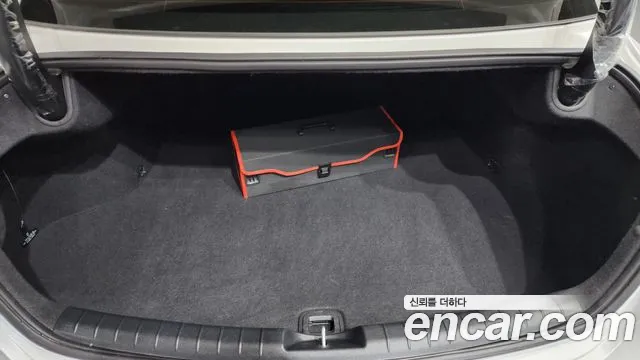 Hyundai Grandeur Новый Grandeur IG — Фото автомобиля 20