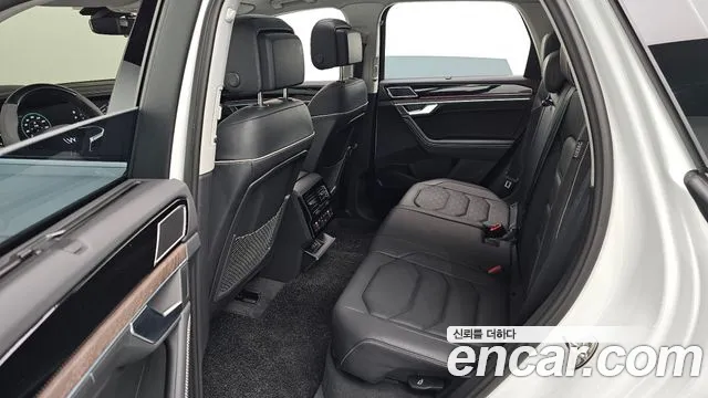 Volkswagen Touareg Touareg 3 поколение 3.0 TDI Prestige — Фото автомобиля 11