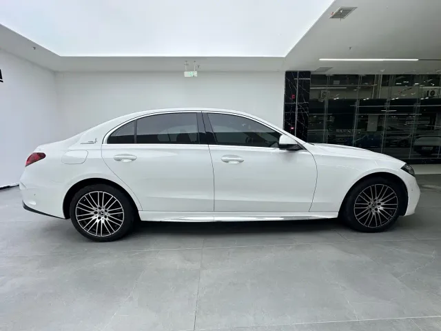 Mercedes-Benz C-Class — Фото автомобиля 11