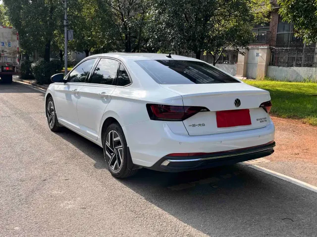 Volkswagen Sagitar — Фото автомобиля 10