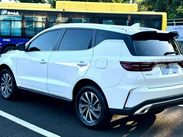 Geely Vision X6 — Фото автомобиля 4