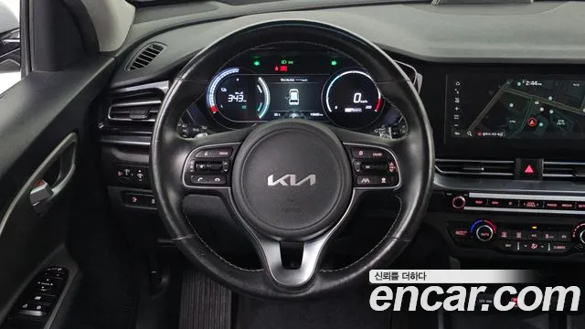 Kia Niro Niro Plus Air — Фото автомобиля 12