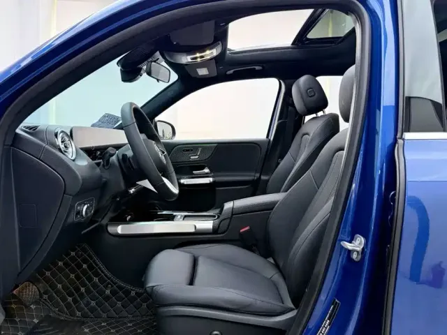 Mercedes-Benz GLB-Class — Фото автомобиля 6