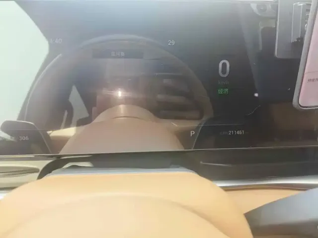 Voyah Auto Voyah Dreamer 2022 Zero-carbon Edition Home+Range Package 605km — Фото автомобиля 4