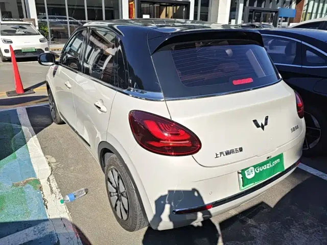 Wuling Bingo — Фото автомобиля 4