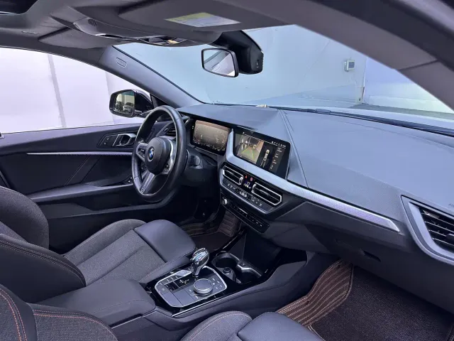 BMW 2 Series — Фото автомобиля 12