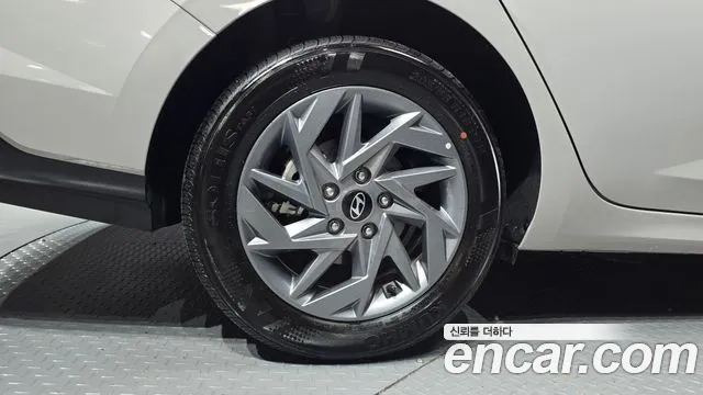 Hyundai AVANTE Новый Avante (CN7) — Фото автомобиля 4