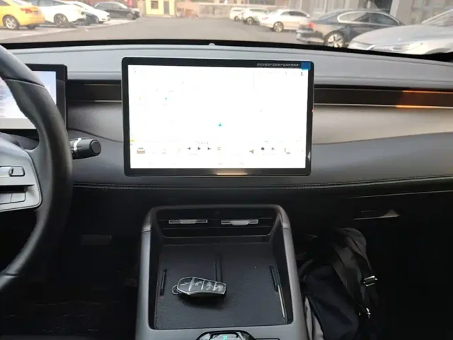 BYD Qin PLUS — Фото автомобиля 12