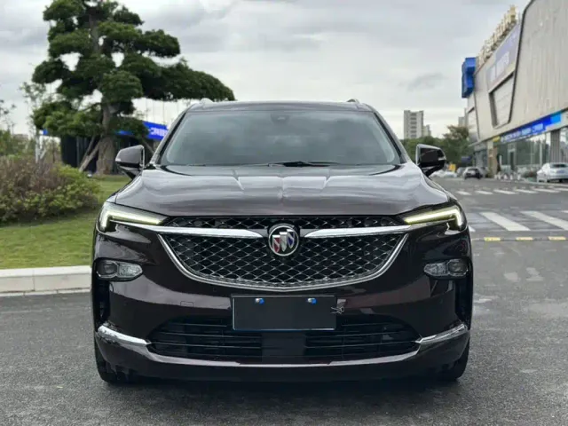Buick Enclave — Фото автомобиля 5