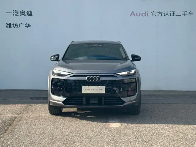 Audi Q6L e-tron — Фото автомобиля 2
