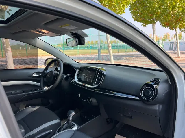 Kia KX1 — Фото автомобиля 11