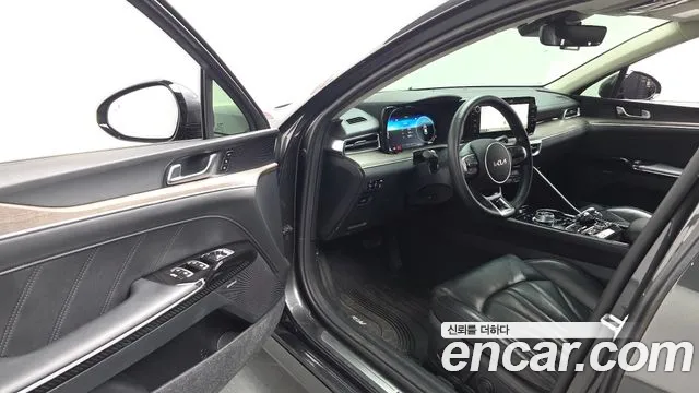 Kia K5 Generation 3 — Фото автомобиля 10