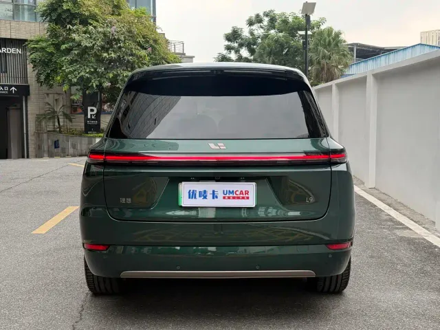 Li Auto L9 — Фото автомобиля 5