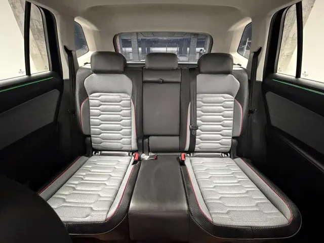 Volkswagen Tiguan L PHEV — Фото автомобиля 14