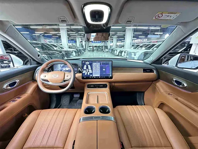 GAC Trumpchi Xiangwang S9 — Фото автомобиля 10