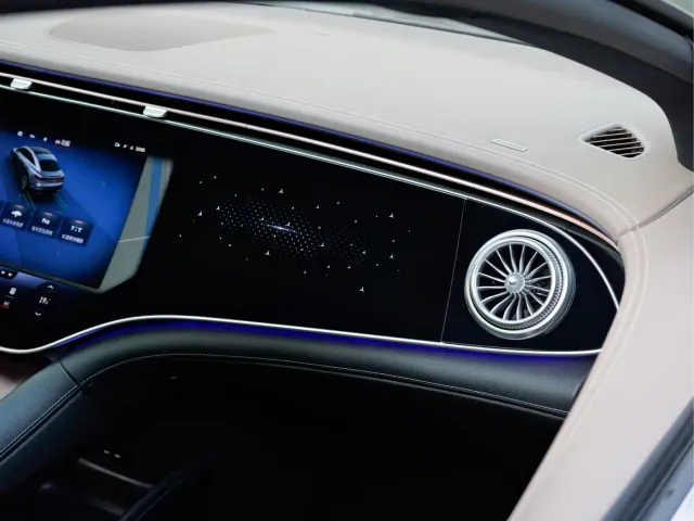 Mercedes-Benz EQS — Фото автомобиля 18