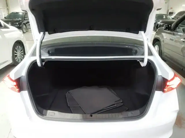 Buick Verano — Фото автомобиля 18