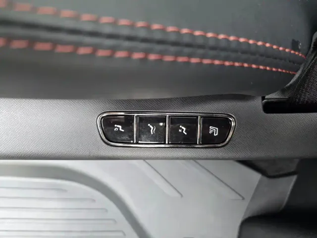 GAC Trumpchi E8 — Фото автомобиля 17