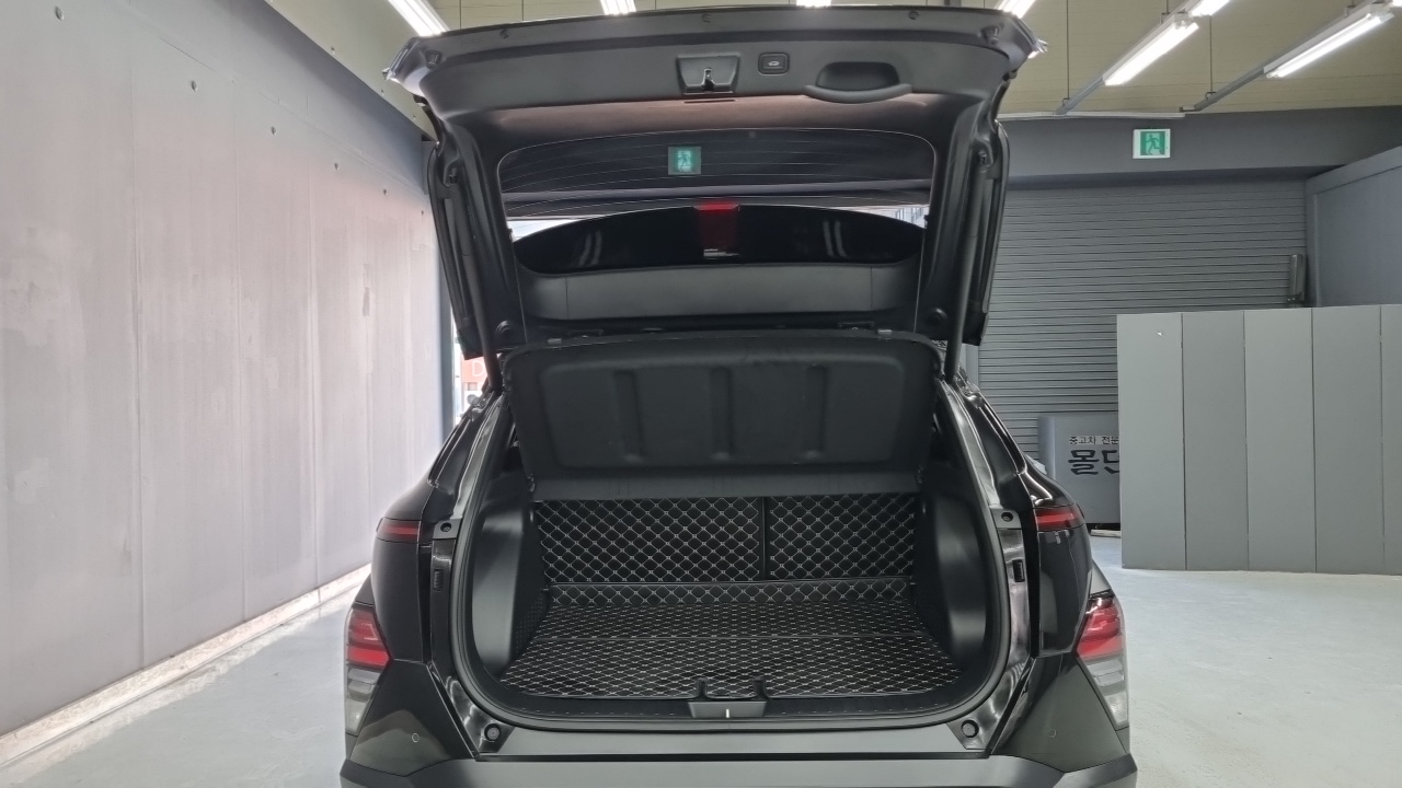 Hyundai Kona Kona (SX2) Бензин 1.6 турбо 2WD — Фото автомобиля 18
