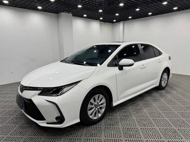 Toyota Corolla — Фото автомобиля 3