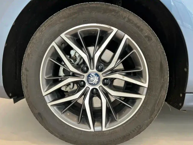 BYD Qin PLUS — Фото автомобиля 17