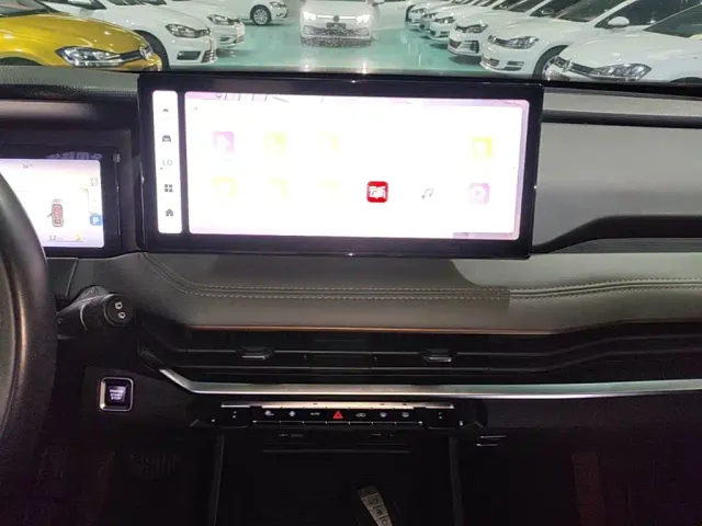 Geely Haoyue L — Фото автомобиля 12