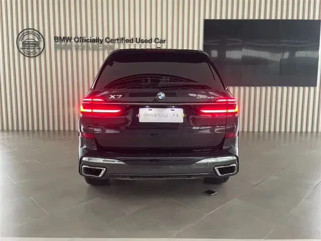 BMW X7 — Фото автомобиля 5