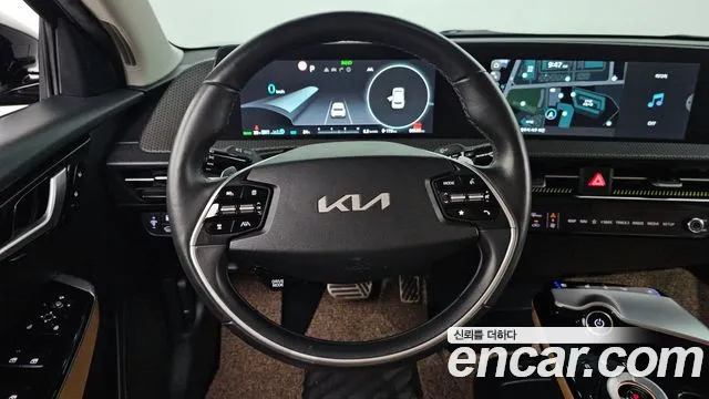 Kia EV6 — Фото автомобиля 19