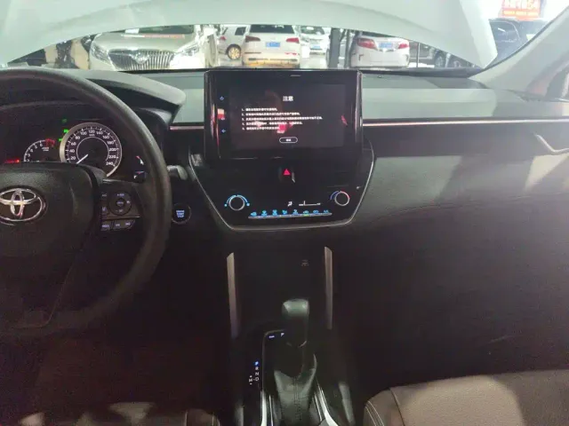 Toyota Corolla Cross — Фото автомобиля 8