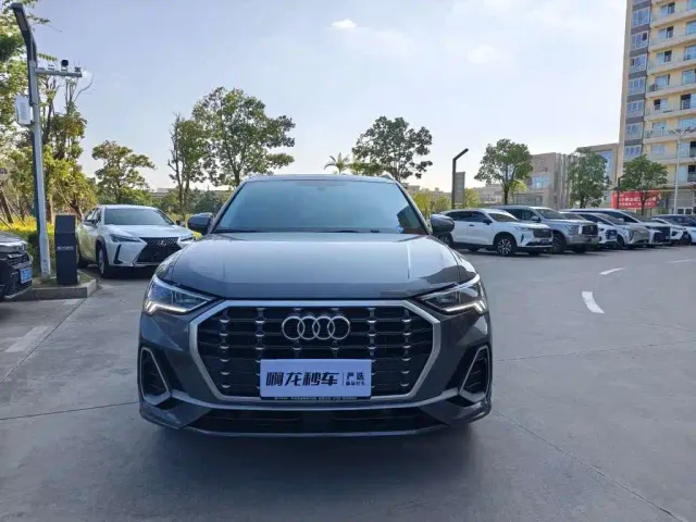 Audi Q3 — Фото автомобиля 2