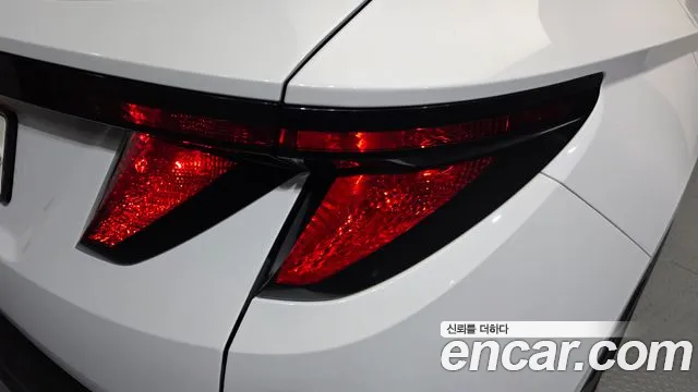 Hyundai Tucson Tucson (NX4) Бензин 1.6 турбо 2WD — Фото автомобиля 23