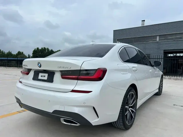 BMW 3 Series — Фото автомобиля 6