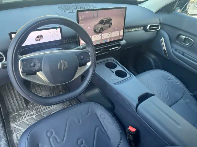 Leapmotor A10 — Фото автомобиля 8