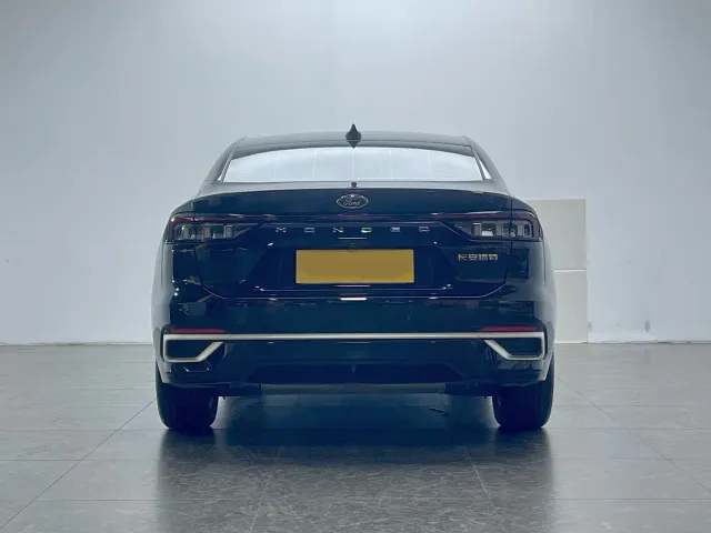 Ford Mondeo — Фото автомобиля 5