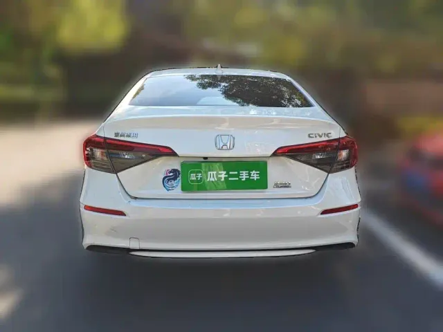 Honda Civic — Фото автомобиля 3