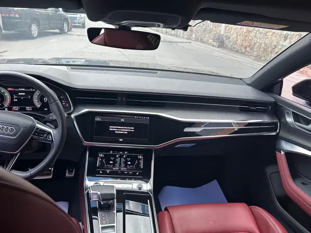 Audi A7L — Фото автомобиля 7