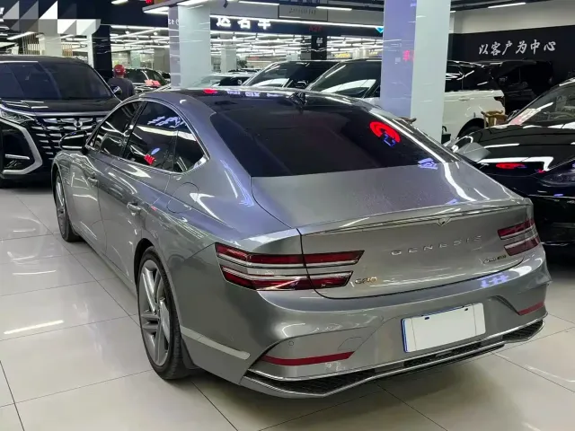Genesis G80 — Фото автомобиля 6