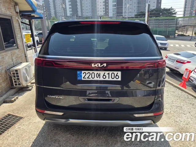 Kia Canival Carnival 4 поколение Бензин 7 мест Signature — Фото автомобиля 4