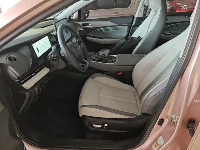 GAC Aion S Plus — Фото автомобиля 14