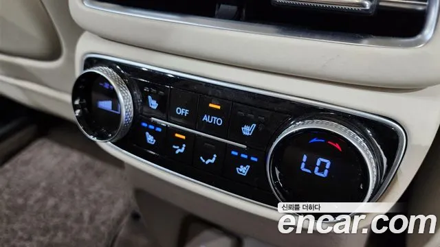 Genesis GV80 2.5T Бензин 2WD — Фото автомобиля 27