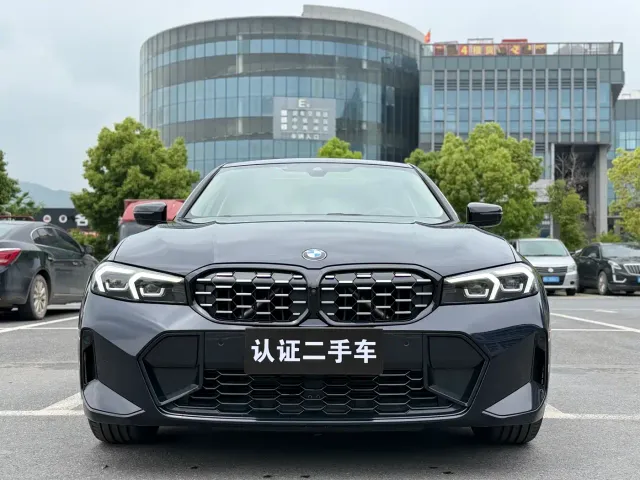 BMW 3 Series — Фото автомобиля 2