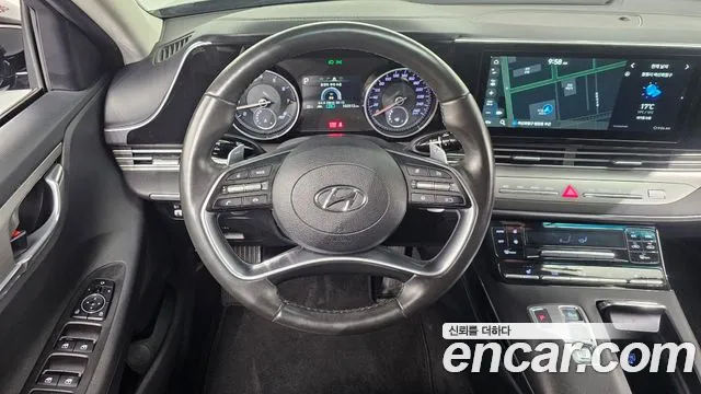 Hyundai Grandeur New — Фото автомобиля 13