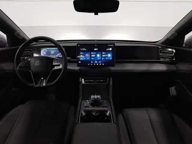 BYD Qin L — Фото автомобиля 5
