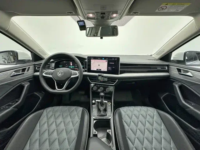 Volkswagen Sagitar — Фото автомобиля 21