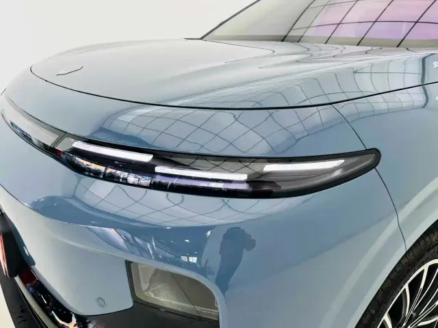 Leapmotor B10 — Фото автомобиля 14